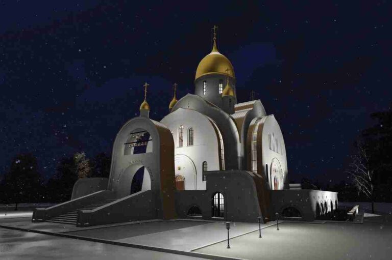 Храм Трех Святителей в Раменках достроен