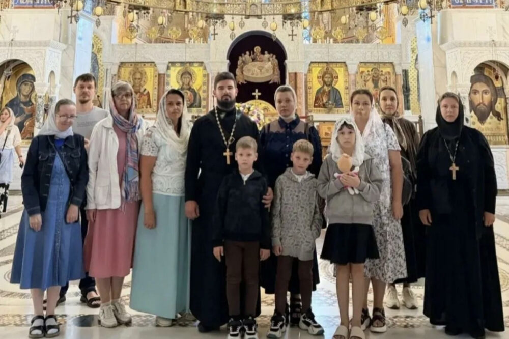 Представители администрации Херсонской области совершили паломничество при поддержке Патриаршей гуманитарной миссии