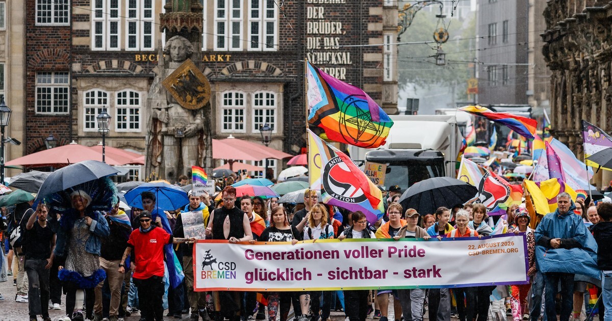 Десятки тысяч отмечают CSD в Бремене и Магдебурге
