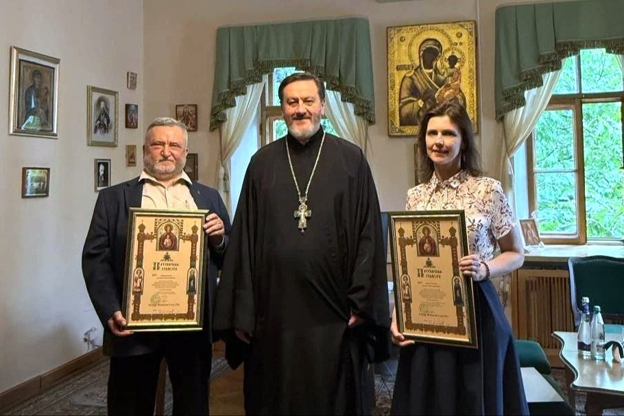 Члены Экспертного совета по взаимодействию с исламским миром удостоены Патриарших грамот