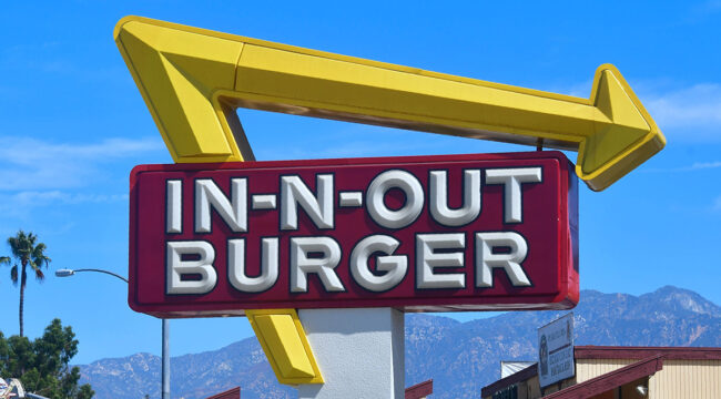 Глава In-N-Out призывает сотрудников «обратиться к Богу» после стрельбы в Айдахо