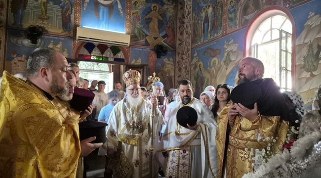 Митрополит Назаретский возглавил богослужение в день престольного праздника подворья в Хайфе