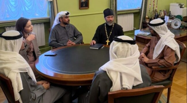 Представитель ОВЦС встретился с государственными и академическими деятелями из ОАЭ