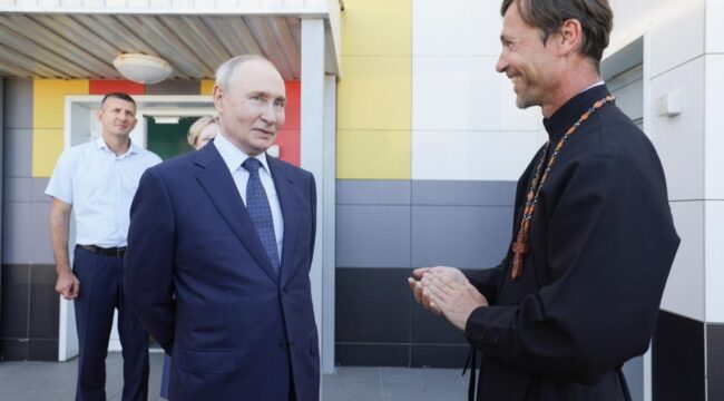Путин одобрил строительство храма на Итурупе