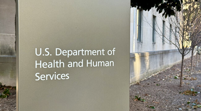 'Волки в белых халатах': HHS обнаружил мошеннические счета на 50 миллионов долларов, скрывающие операции по смене пола у детей
