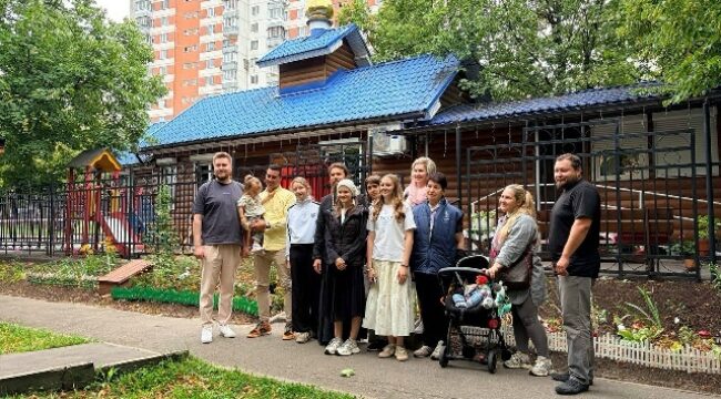 Муниципальные депутаты Конькова встретились с молодежным активом храма