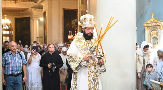Митрополит Волоколамский Антоний возглавил престольные торжества в храме на Большой Ордынке