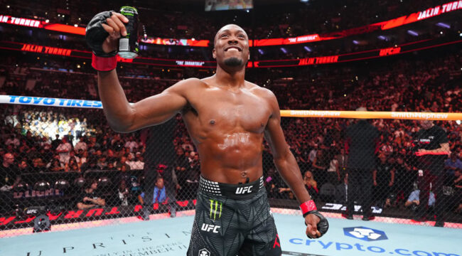 Джалин Тёрнер выиграл бой UFC за 39 секунд, а затем поблагодарил Иисуса. Раньше он считал это «самой банальной вещью»