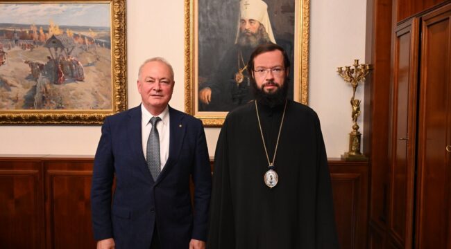 Глава ОВЦС принял посла России в Ливане