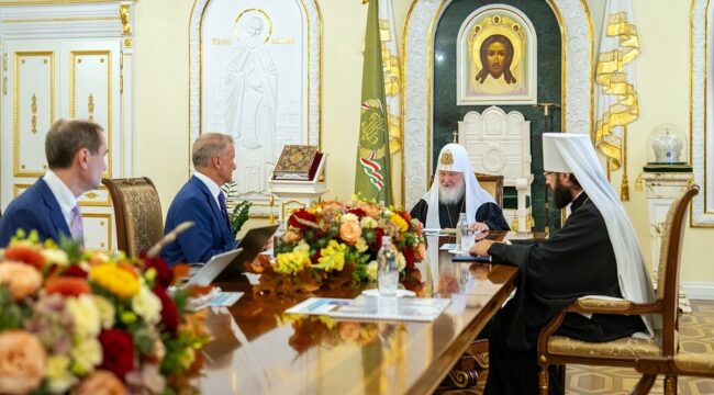 Патриарх Кирилл обсудил с главой Сбербанка Германом Грефом сотрудничество