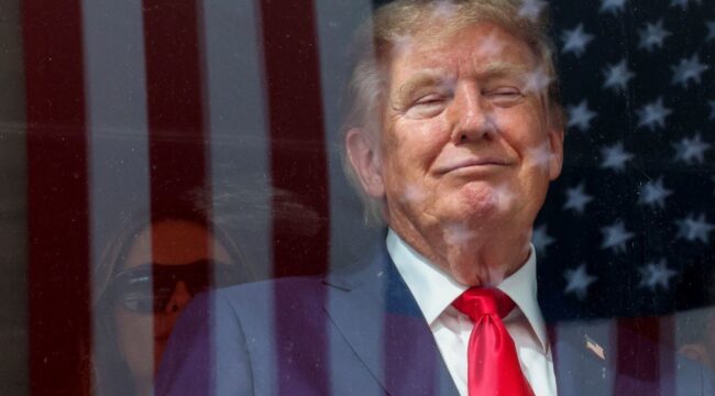 Обзор недели Трампа: переименование озера Онтарио; гонка IndyCar на Национальной аллее