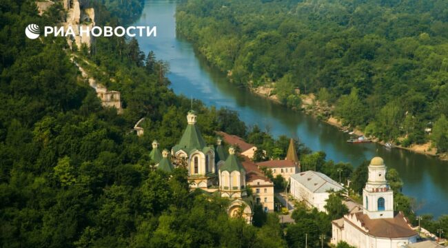 На Святогорскую лавру УПЦ совершено нападение