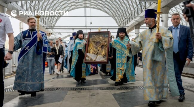 Тихвинскую икону Божией Матери привезли в Москву