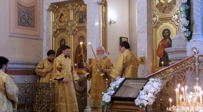 Митрополит Каширский Феогност возглавил престольные торжества в Иоанно-Предтеченском монастыре