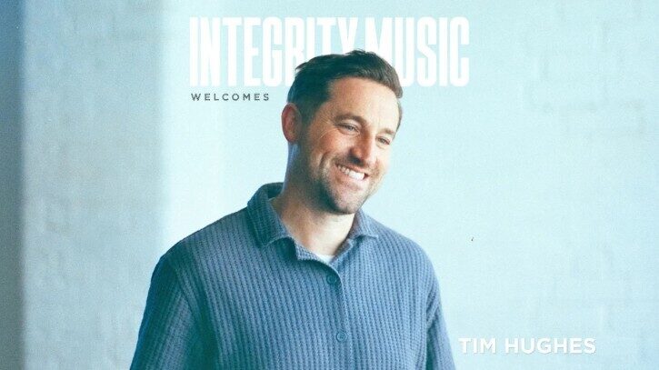 Тим Хьюз начинает новую творческую главу с Integrity Music