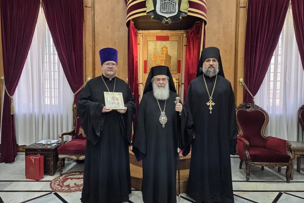 Начальник Русской духовной миссии встретился с Патриархом Иерусалимским Феофилом III