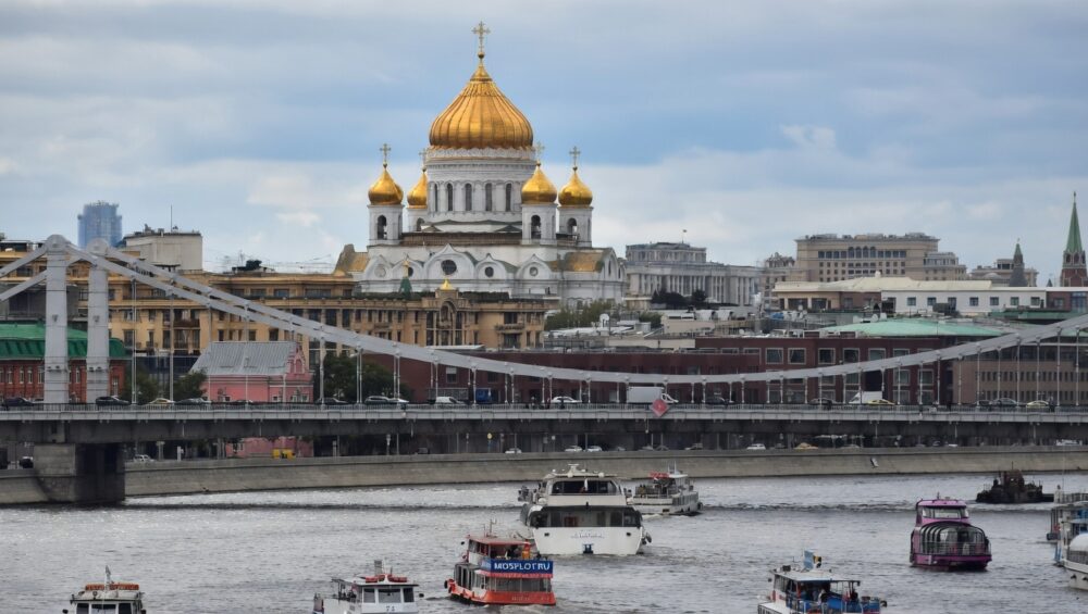 В Москве проходит панихида по погибшим защитникам Цхинвала