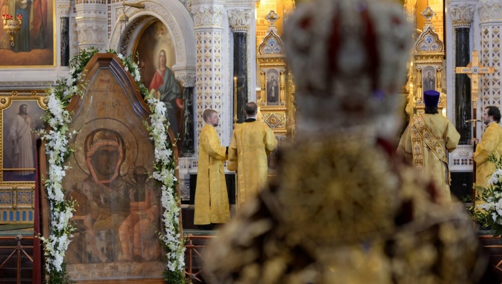 В РПЦ рассказали, о чем молиться в день Смоленской иконы Божией Матери