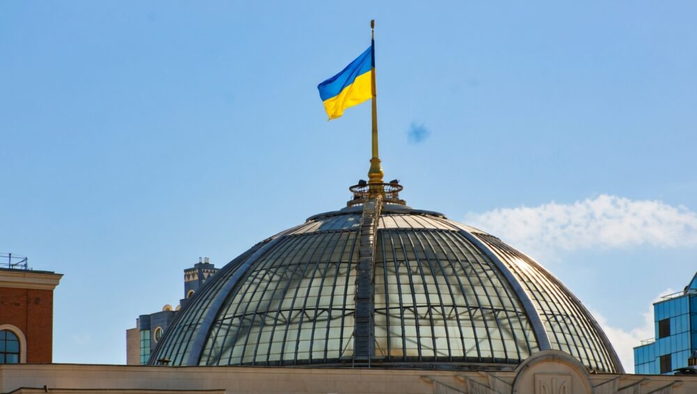 На Украине военкомат освободил похищенного митрополита УПЦ, изъяв у него паспорт