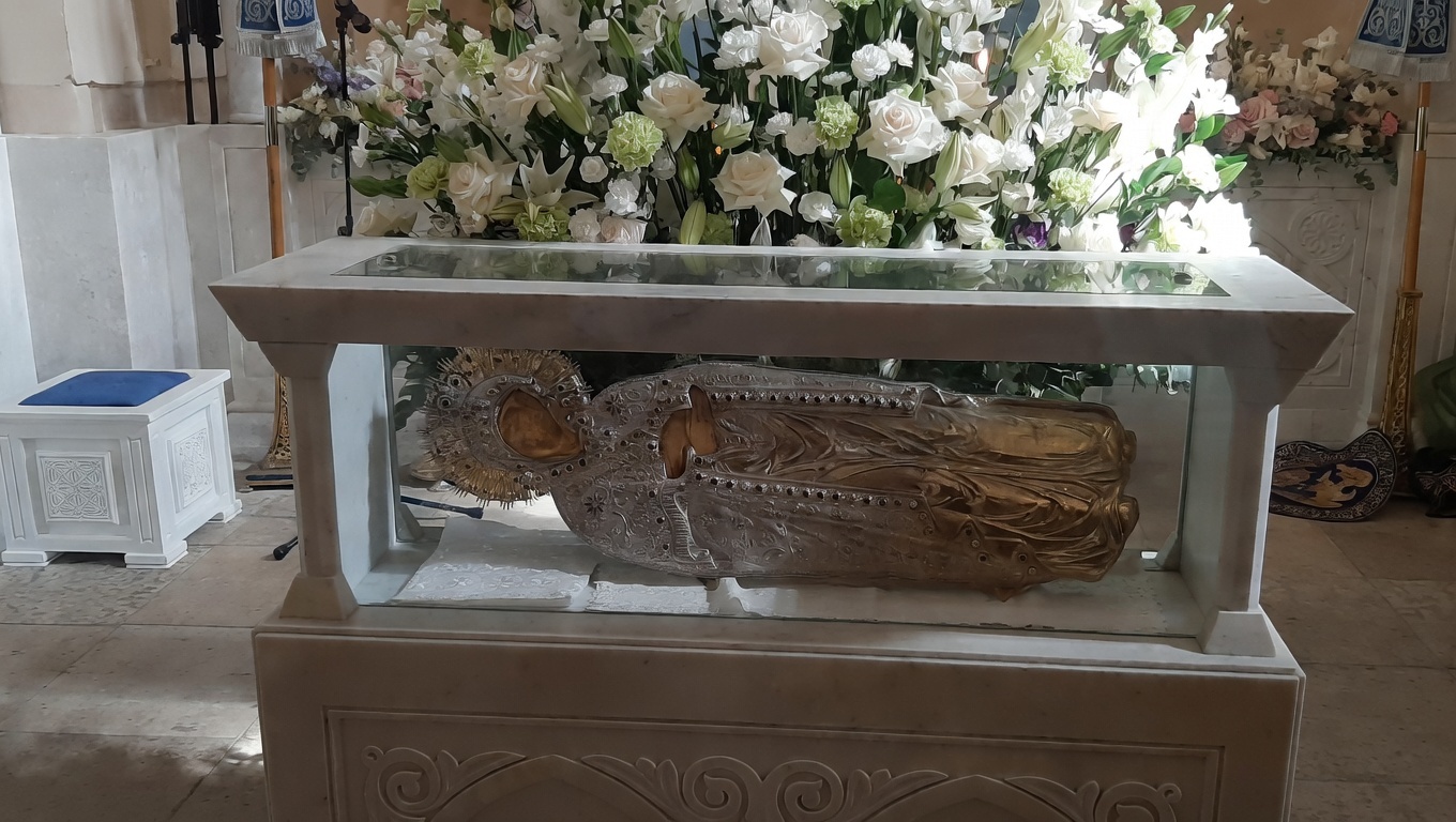 Игумения рассказала о судьбе Гефсиманской плащаницы в Старой Ладоге