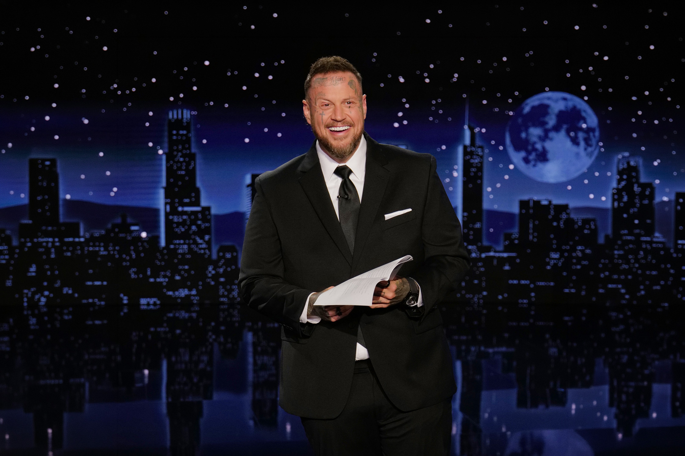 Джелли Ролл вел 'Jimmy Kimmel Live!' на прошлой неделе и расставил все точки над i в вопросах веры и политики