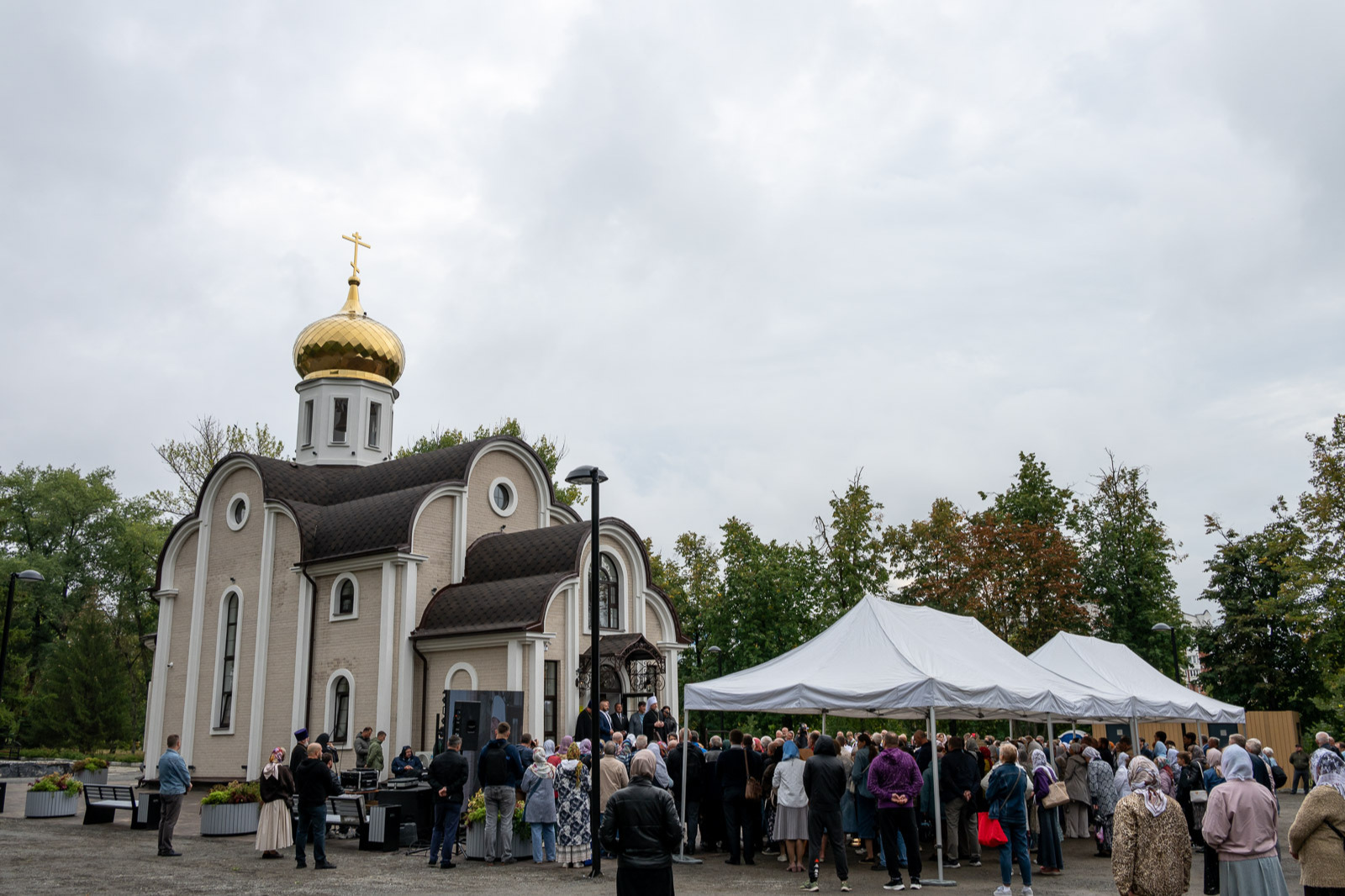 В Белгороде освятили первый в России полностью инклюзивный храм