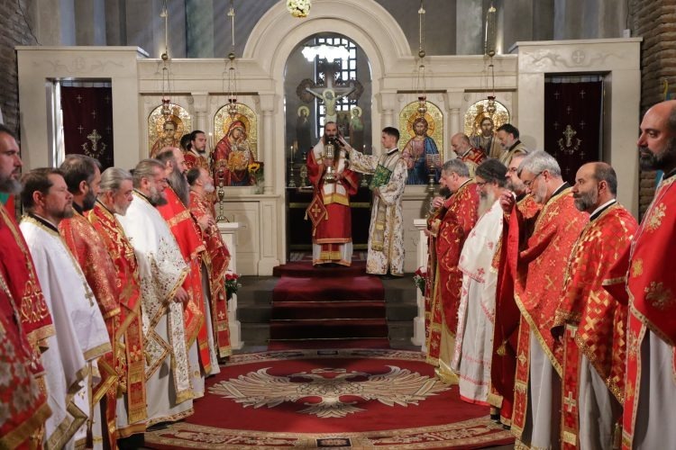 Настоятель подворья РПЦ сослужил Болгарскому Патриарху в День Софии