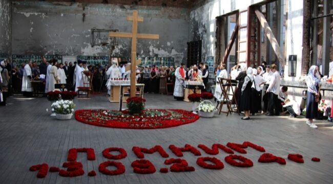 В 22-ю годовщину трагедии в Беслане архиепископ Герасим совершил богослужения в храме и на месте гибели заложников