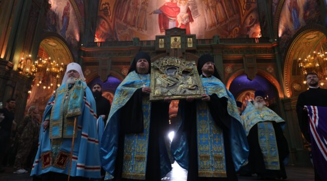 В главный храм Вооруженных сил РФ принесена Тихвинская икона Божией Матери