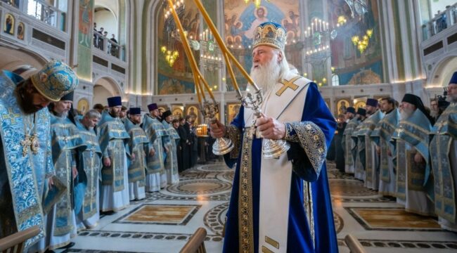 Митрополит Каширский Феогност возглавил торжества в Сретенском монастыре
