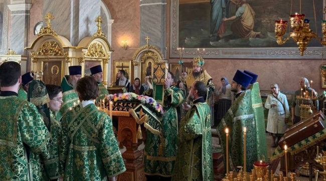 Епископ Серафим совершил литургию в храме преподобного Симеона Столпника за Яузой