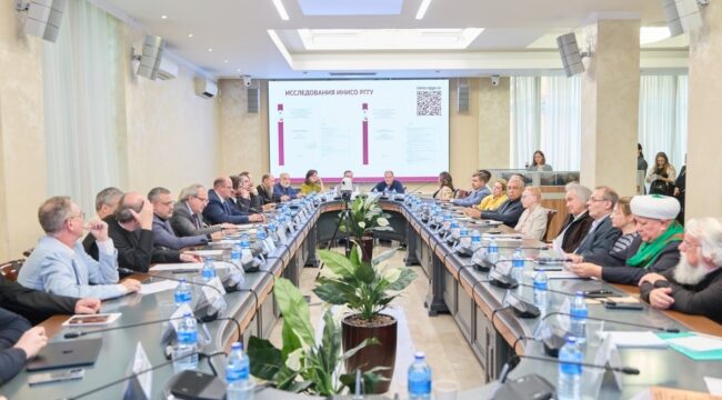 В Общественной палате обсудили место религии в современной школе