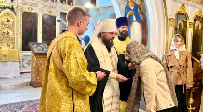 Митрополит Арсений совершил молебен на начало учебного года для студентов РГСУ