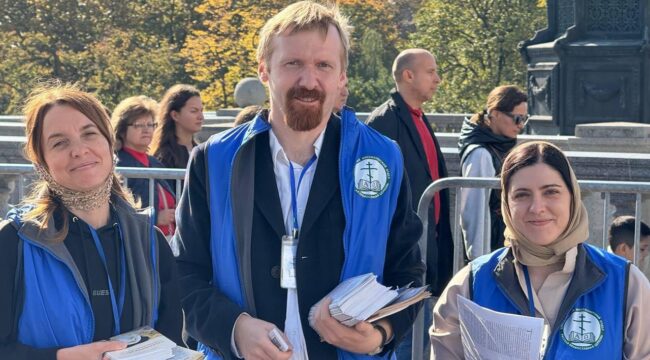 Миссионеры провели просветительскую работу во время пребывания десницы святителя Спиридона в Храме Христа Спасителя