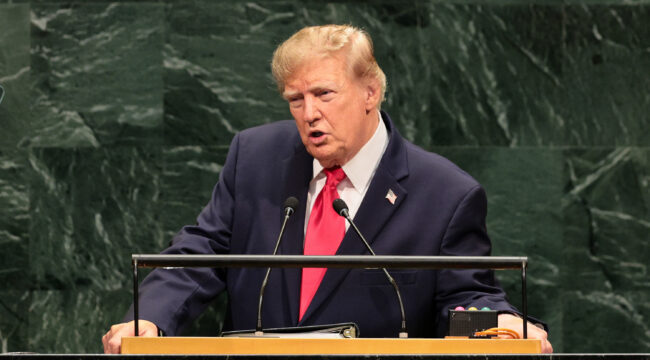 Трамп пригрозил «уничтожить» Иран на ГА ООН и указал на преследования христиан: «Даже не верится»