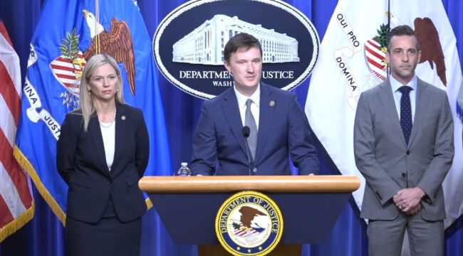 Получатель DACA из Венесуэлы среди 16 арестованных в ходе борьбы с незаконным голосованием