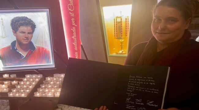 Быть мамой святого: премьера фильма о Карло Акутисе