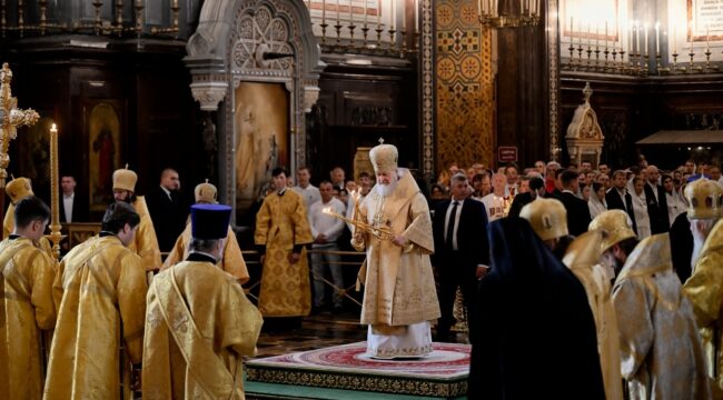 Патриарх Кирилл совершил молебен у мощей Дмитрия Донского