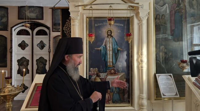 Чудотворная икона «Явление Христа» освятила построение казаков в Элисте
