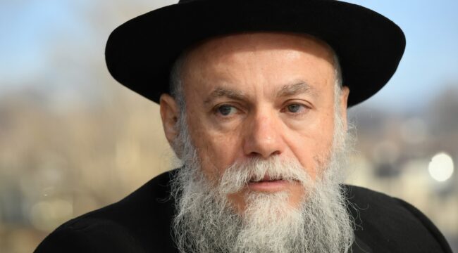 Раввин объяснил, зачем на иудейский Новый год подают голову рыбы или барана