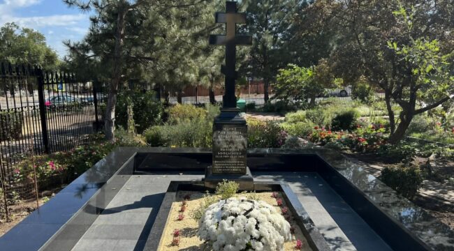 На месте первого погребения свидетелей явления Христа в Элисте может появиться часовня