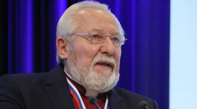 Сергей Ряховский призвал верующих к участию в выборах и сохранению единства после голосования