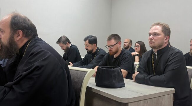 Служители РОСХВЕ приняли участие в круглом столе по межконфессиональному взаимодействию в Кузбассе
