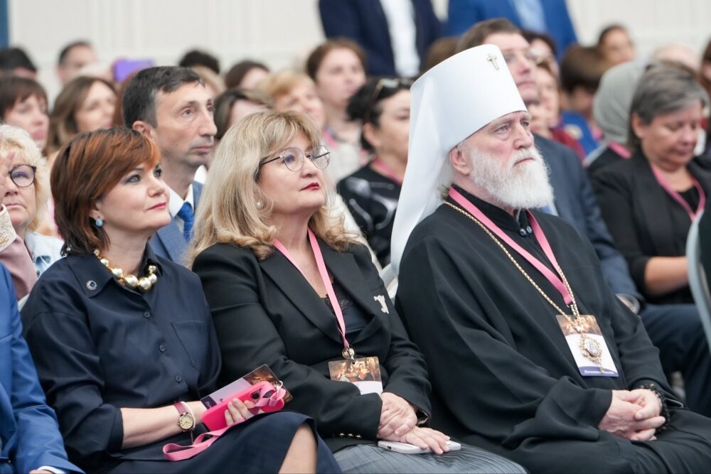 Патриарший наместник Московской митрополии выступил на VII съезде детских врачей Подмосковья