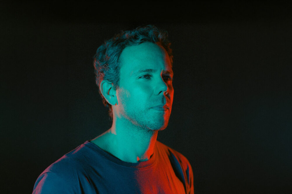 M83 построил карьеру на крещендо. Они только что анонсировали новый альбом о тихих моментах.