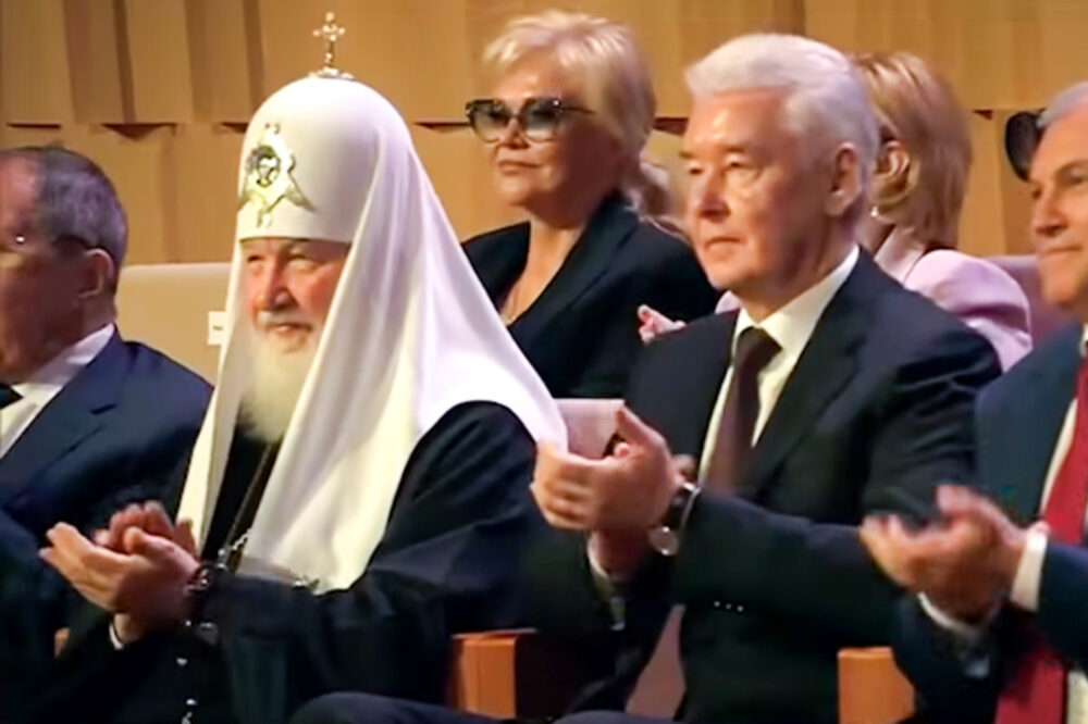 Предстоятель Русской Церкви принял участие в торжестве в «Зарядье» по случаю Дня города