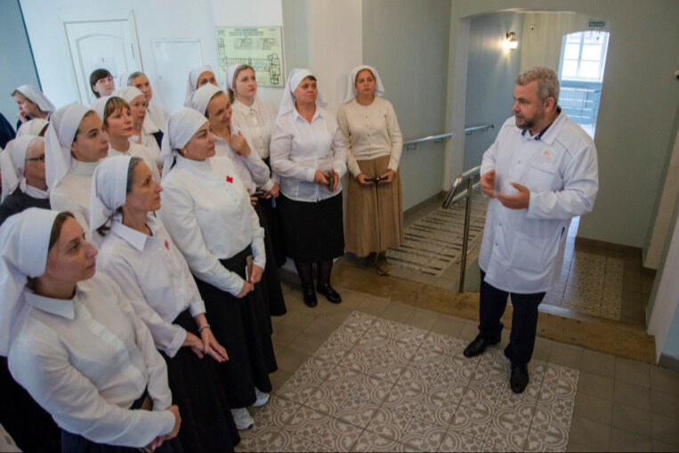 Брянские сестры милосердия прошли стажировку в больнице святителя Алексия
