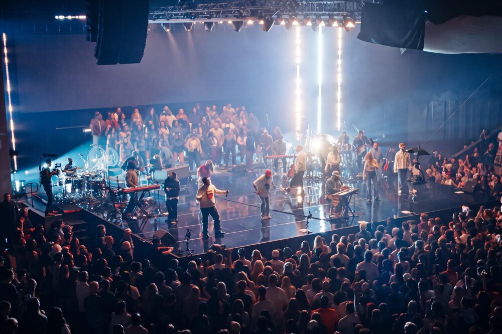 Chandler Moore и Elevation Worship впервые попали в Billboard Hot 100