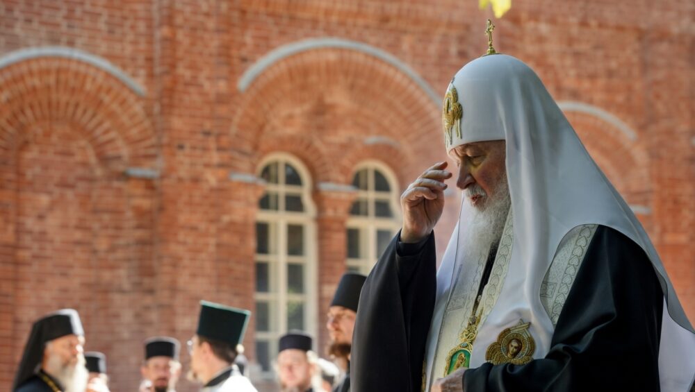 Патриарх Кирилл объяснил, зачем люди ходят в храм