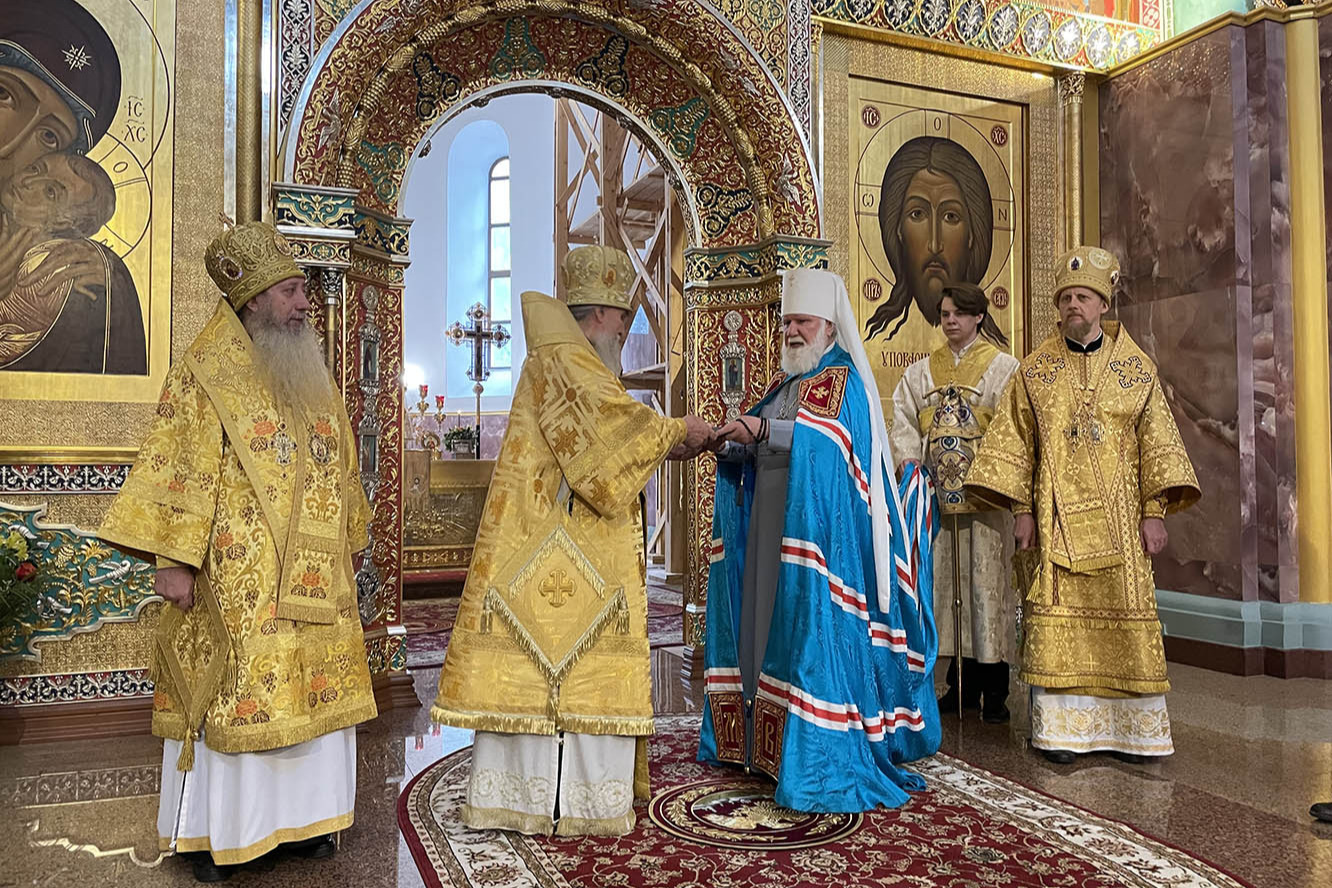 В Ярославле отметили 1035-летие Ярославской епархии и 20-летие возрождения духовной семинарии